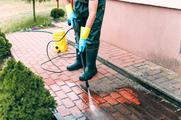 Best Parking Lot and Garage Cleaning  in Liberty Triangle, FL